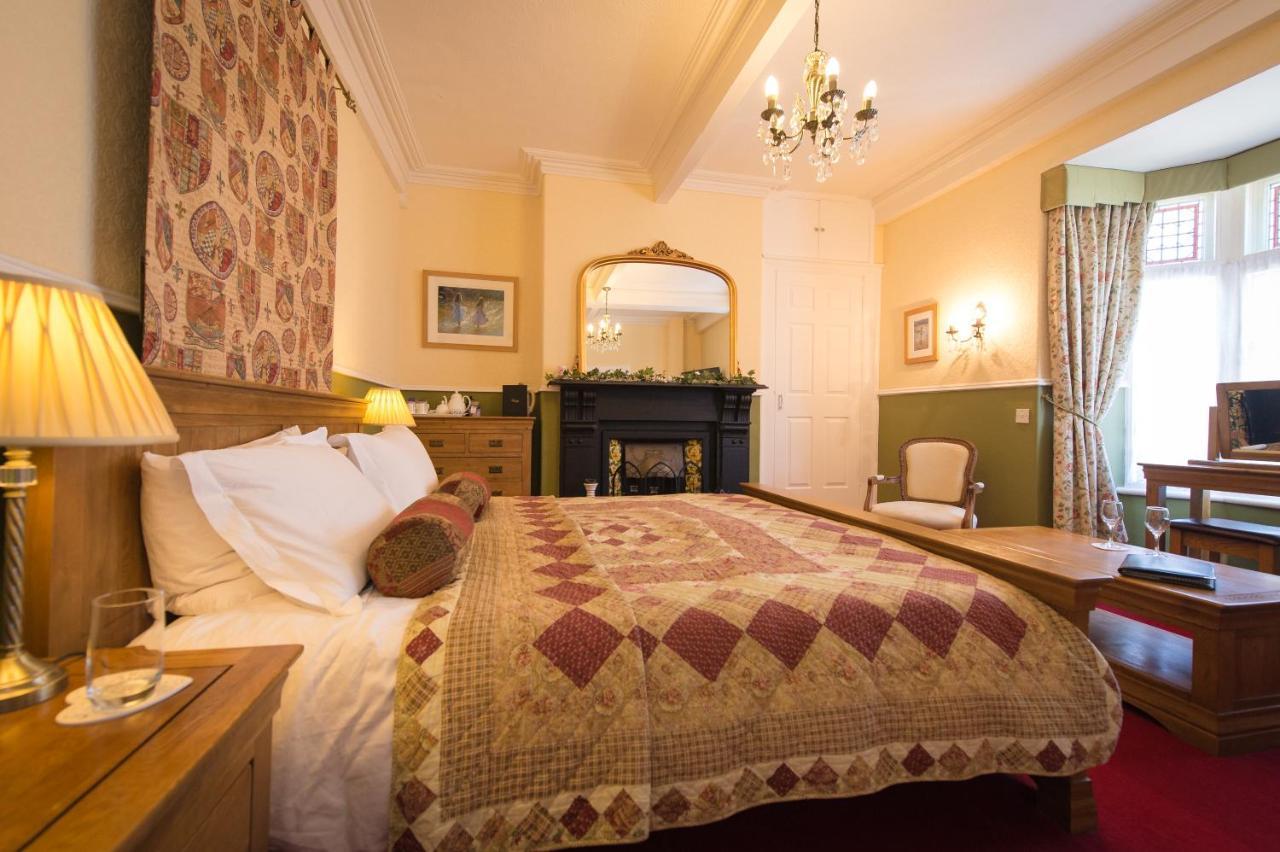 ホテル ヴィクトリア ハウス B＆B カーナーヴォン エクステリア 写真