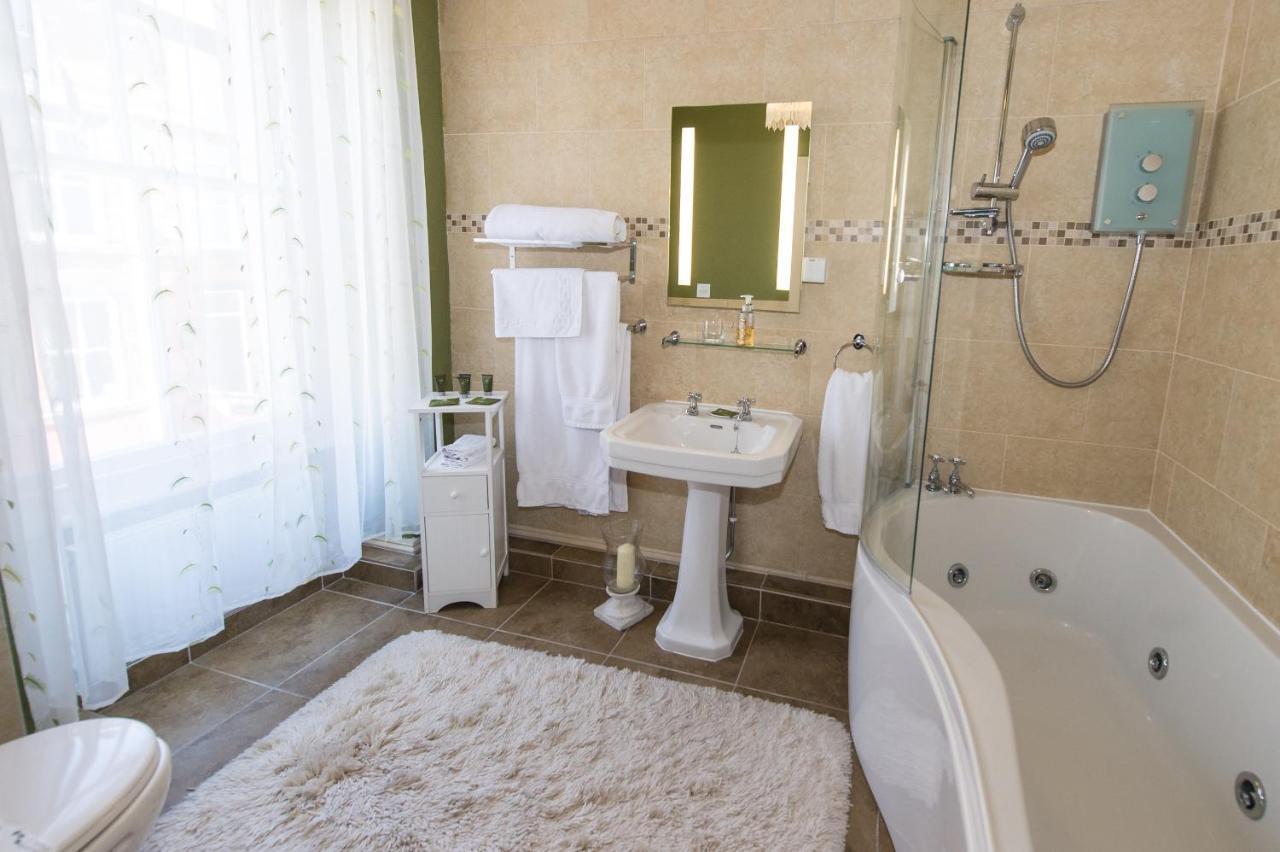 ホテル ヴィクトリア ハウス B＆B カーナーヴォン エクステリア 写真