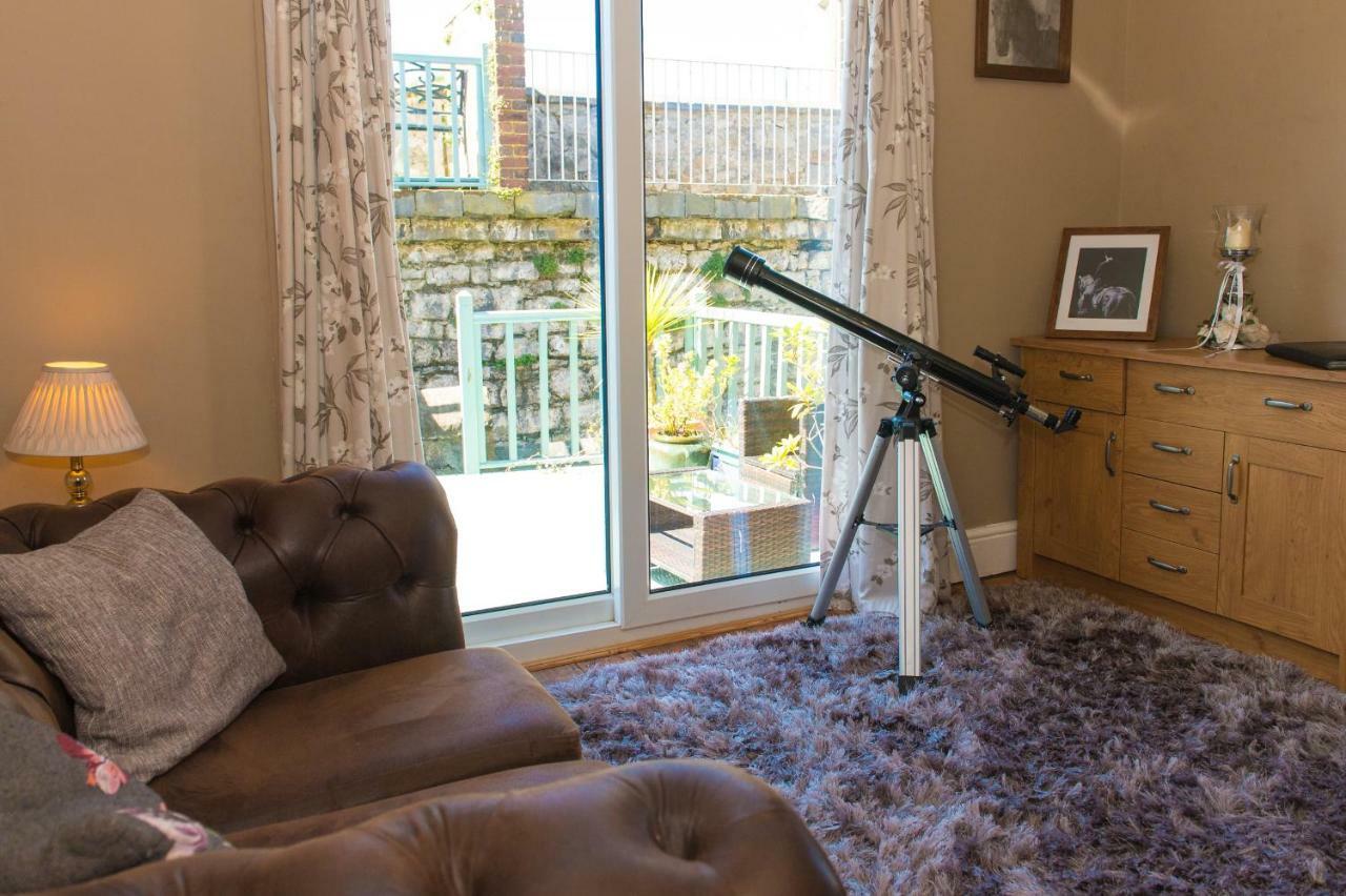 ホテル ヴィクトリア ハウス B＆B カーナーヴォン エクステリア 写真